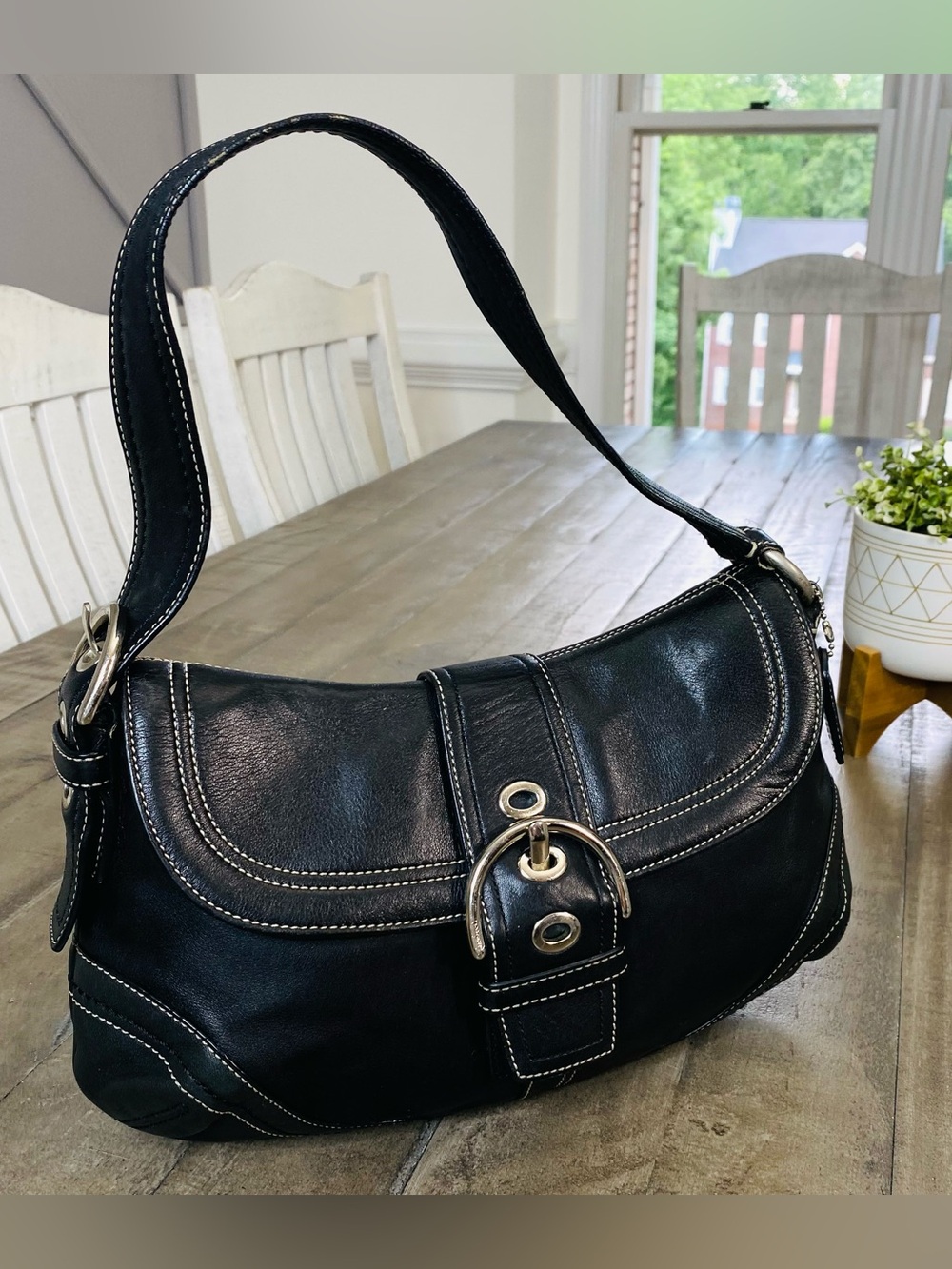 Vintage Coach Soho Y2K Leather Buckle Flap Shoulder Bag Black Hobo F10910 - Picture 2 of 14
